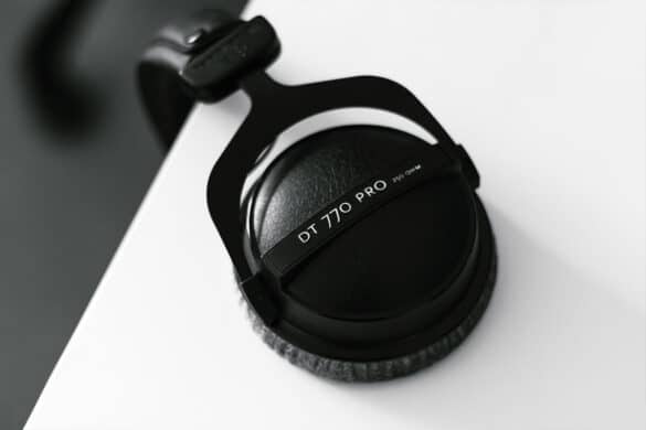 10 | | Is BASS So Important Choosing An Audio Headset?