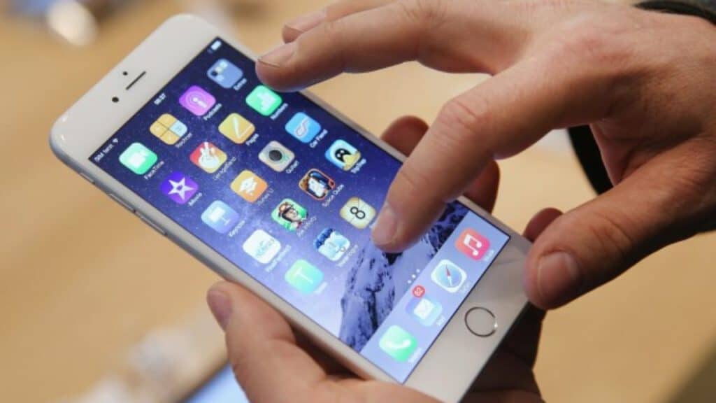 touchsreen iphone | | 5 Common iOS 9 Issues and How to Fix Them