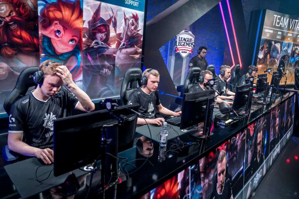 Competitive Gaming Process | | Understanding Competitive Gaming: What is Esports?