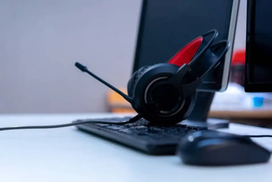 Headset | | Enhance Your Gaming with a Wireless Gaming Headset