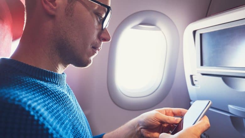 Can mobile phone cause plane crash